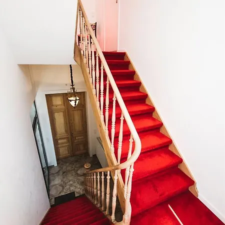 Bed and Breakfast Red & Breakfast Λιέγη