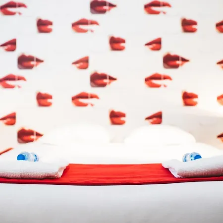 Bed and Breakfast Red & Breakfast 3*