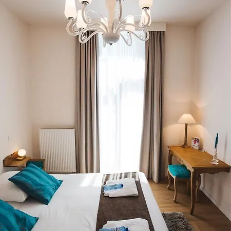 Red & Breakfast Bed & Breakfast 3*